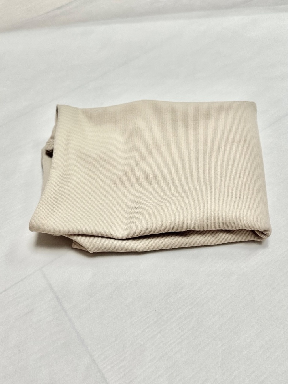 H&M Divided Beige Ribbed High-Neck Racerback Tank Top - Picture 6 of 6